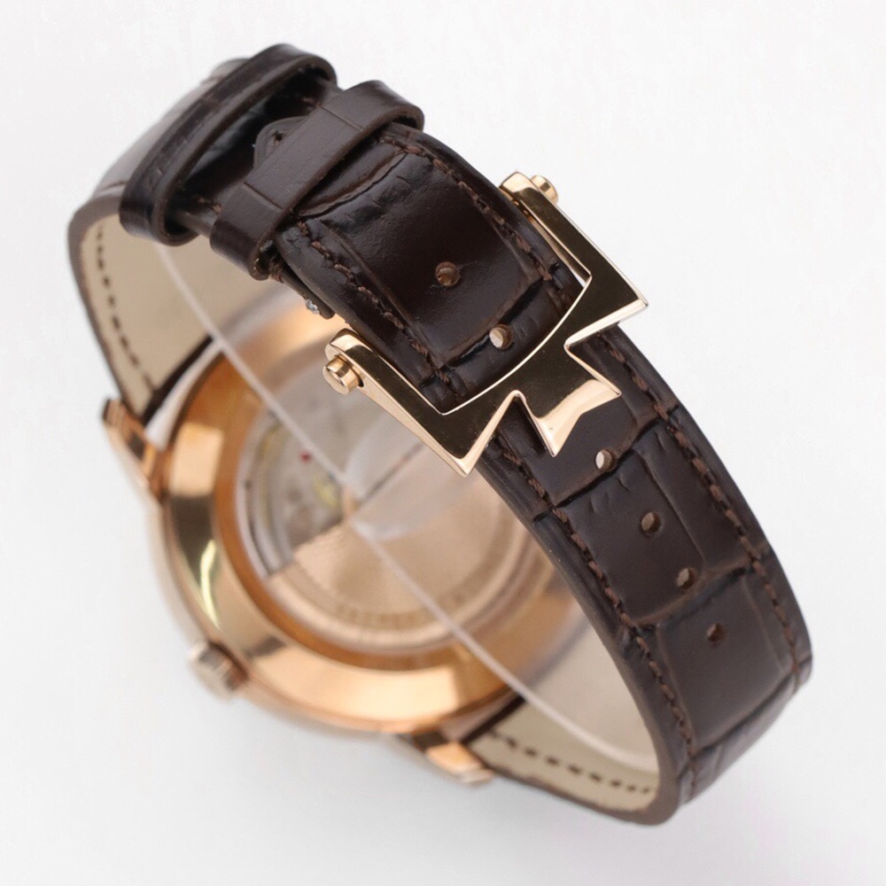 [바쉐론콘스탄틴] Vacheron Constantin OVERSEAS 셀프 와인딩 제네바 씰 2305V100A-B078  칼리버 5300 37mm