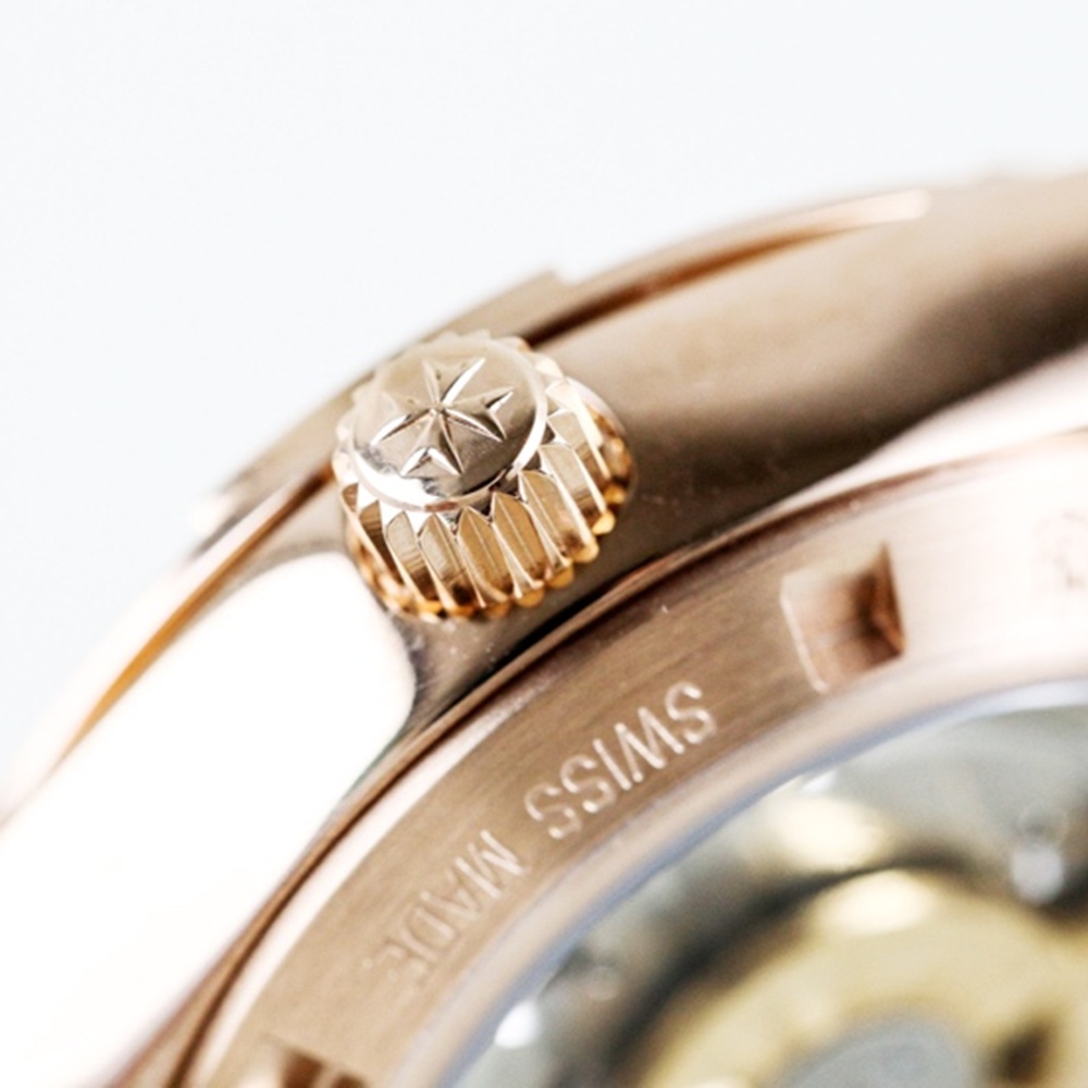 [바쉐론콘스탄틴] Vacheron Constantin OVERSEAS 셀프 와인딩 제네바 씰 2305V100A-B078  칼리버 5300 37mm