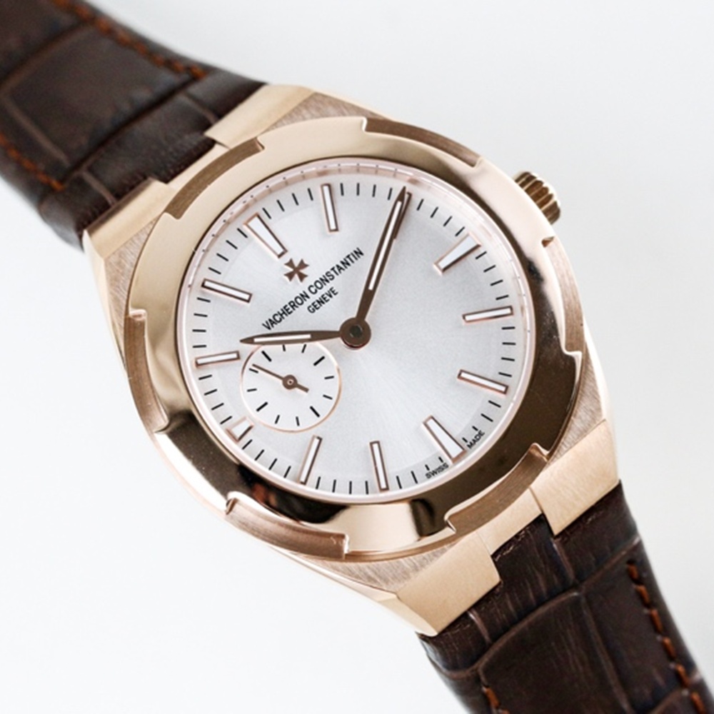 [바쉐론콘스탄틴] Vacheron Constantin OVERSEAS 셀프 와인딩 제네바 씰 2305V100A-B078  칼리버 5300 37mm