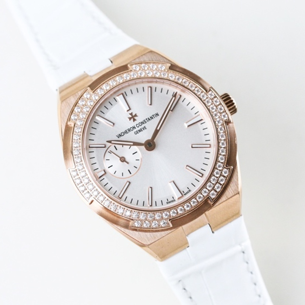 [바쉐론콘스탄틴] Vacheron Constantin OVERSEAS 셀프 와인딩 제네바 씰 2305V100A-B078  칼리버 5300 37mm