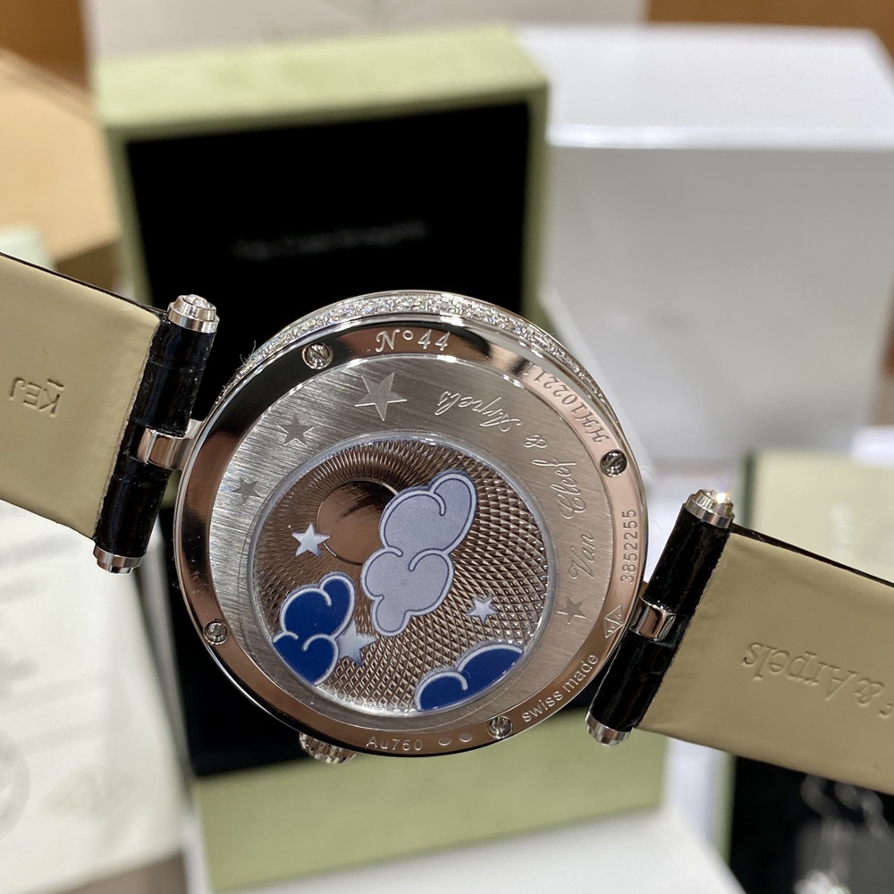 [반클리프 아펠]   Van Cleef & Arpels 'Lady Fairy Watch' Fairytale time created by - 레이디 페어리 워치 38mm