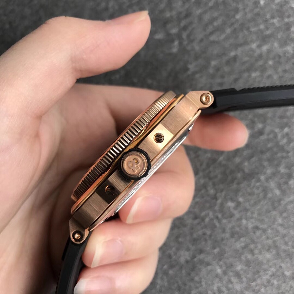 [벨앤로스] Bell & Ross BR 03-92 BR 03-92 DIVER FULL LUM 다이버 풀럼 42mm