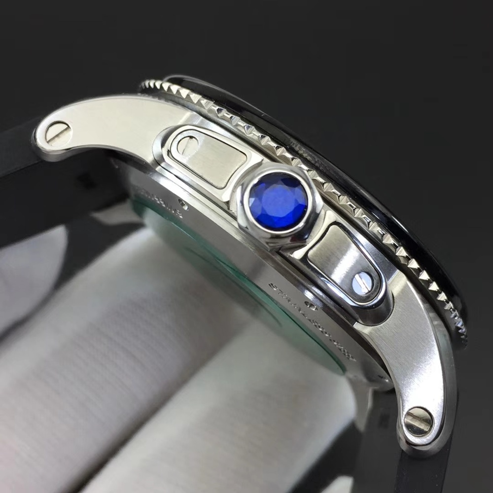 [까르띠에] 칼리브 드 까르띠에 다이버(Calibre de Cartier Diver) 42mm