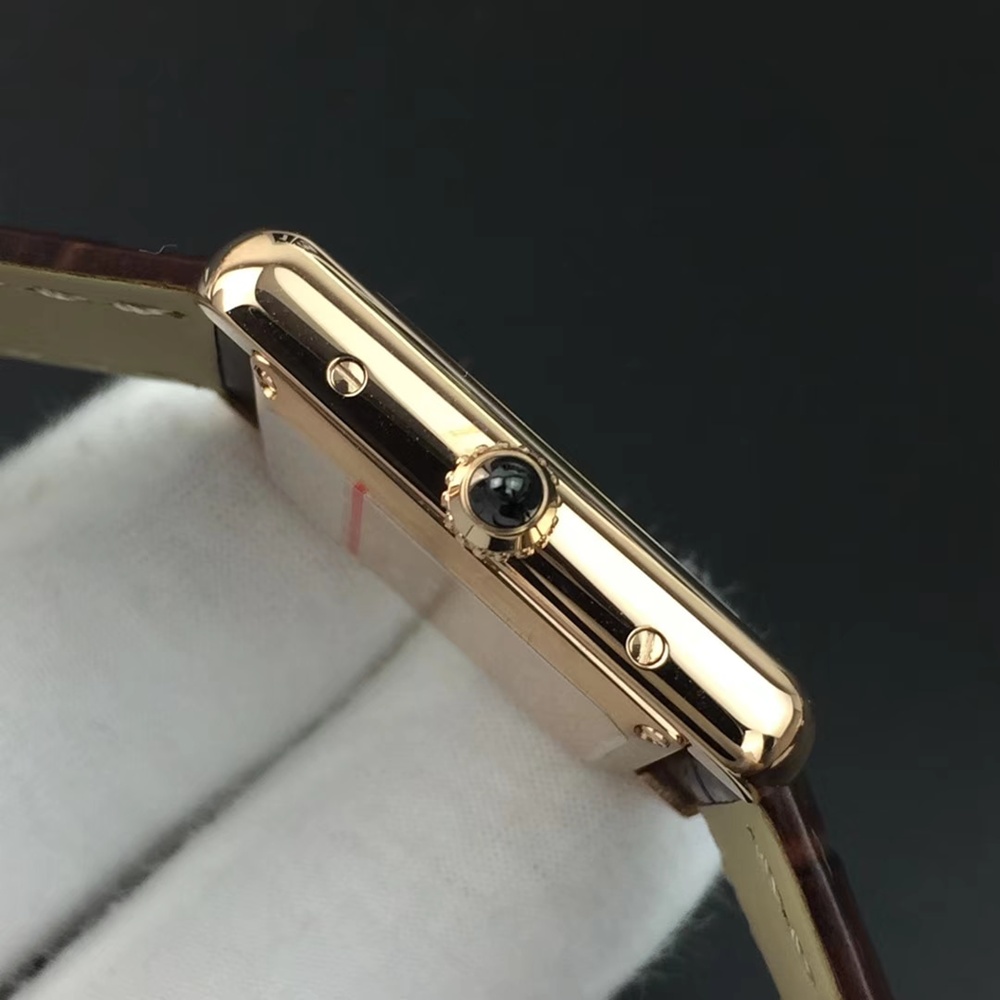 [까르띠에] 탱크 솔로 루이 머스트 까르띠에 Cartier Tank Series 24/27/31mm