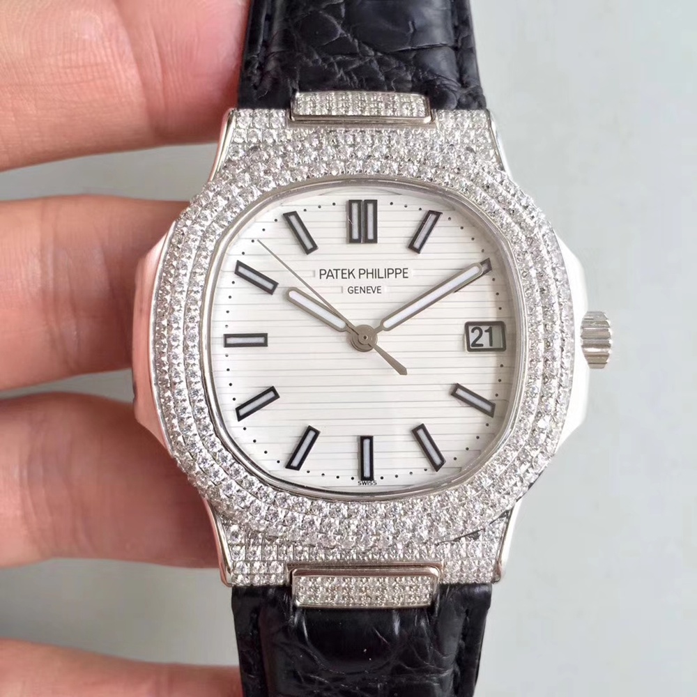 [파텍필립] Patek Philip Nautilus 5711 - 파텍필립 노틸러스35/ 40mm