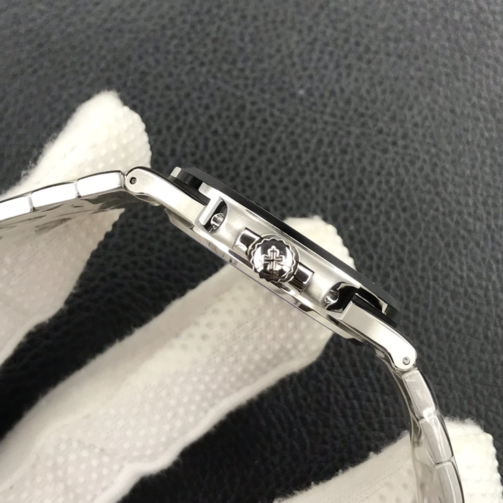 [파텍필립] Patek Philip Nautilus 5711 - 파텍필립 노틸러스35/ 40mm