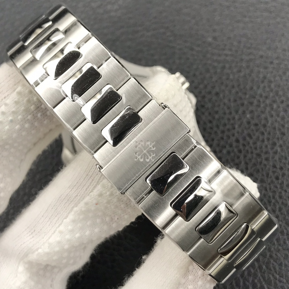 [파텍필립] Patek Philip Nautilus 5711 - 파텍필립 노틸러스35/ 40mm