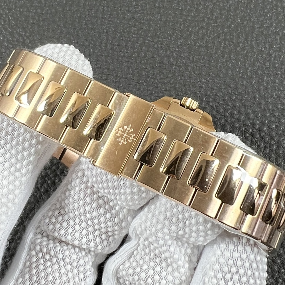 [파텍필립] Patek Philip Nautilus 5711 - 파텍필립 노틸러스35/ 40mm