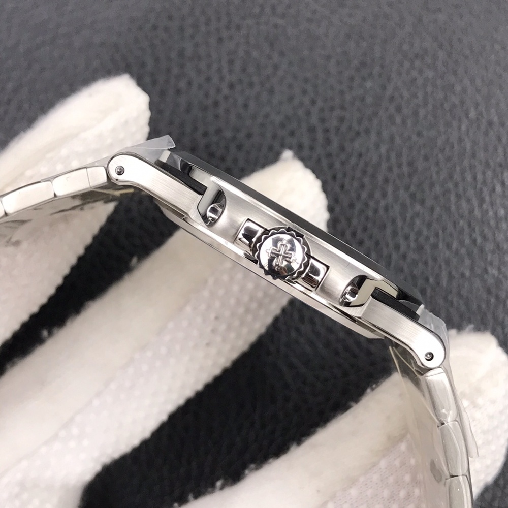 [파텍필립] Patek Philip Nautilus 5711 - 파텍필립 노틸러스35/ 40mm