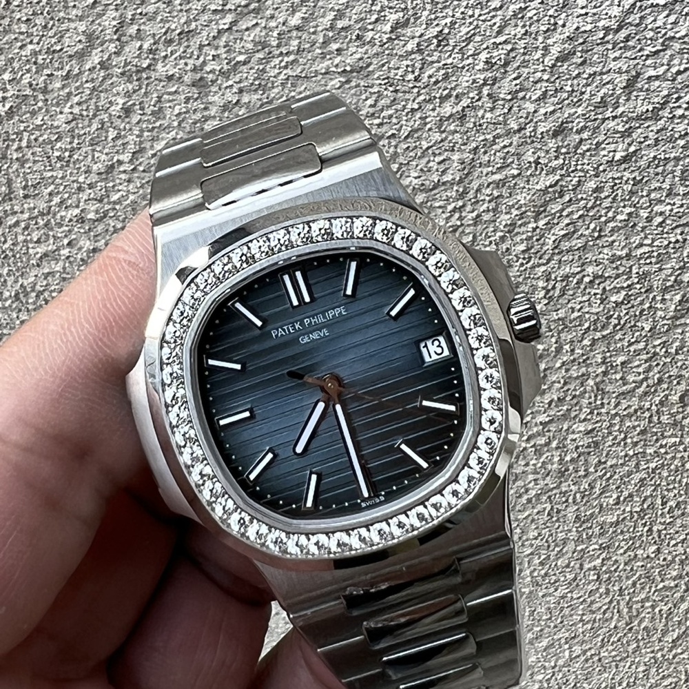[파텍필립] Patek Philip Nautilus 5711 - 파텍필립 노틸러스35/ 40mm