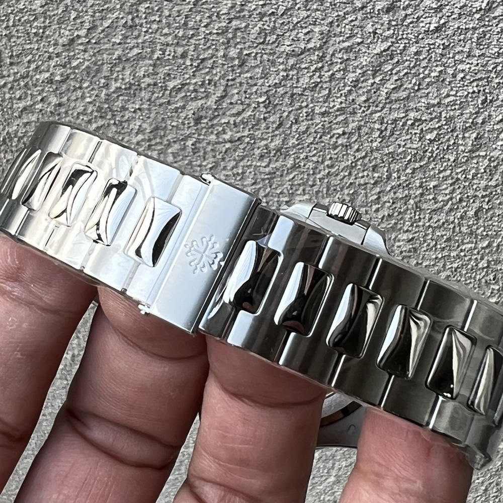 [파텍필립] Patek Philip Nautilus 5711 - 파텍필립 노틸러스35/ 40mm