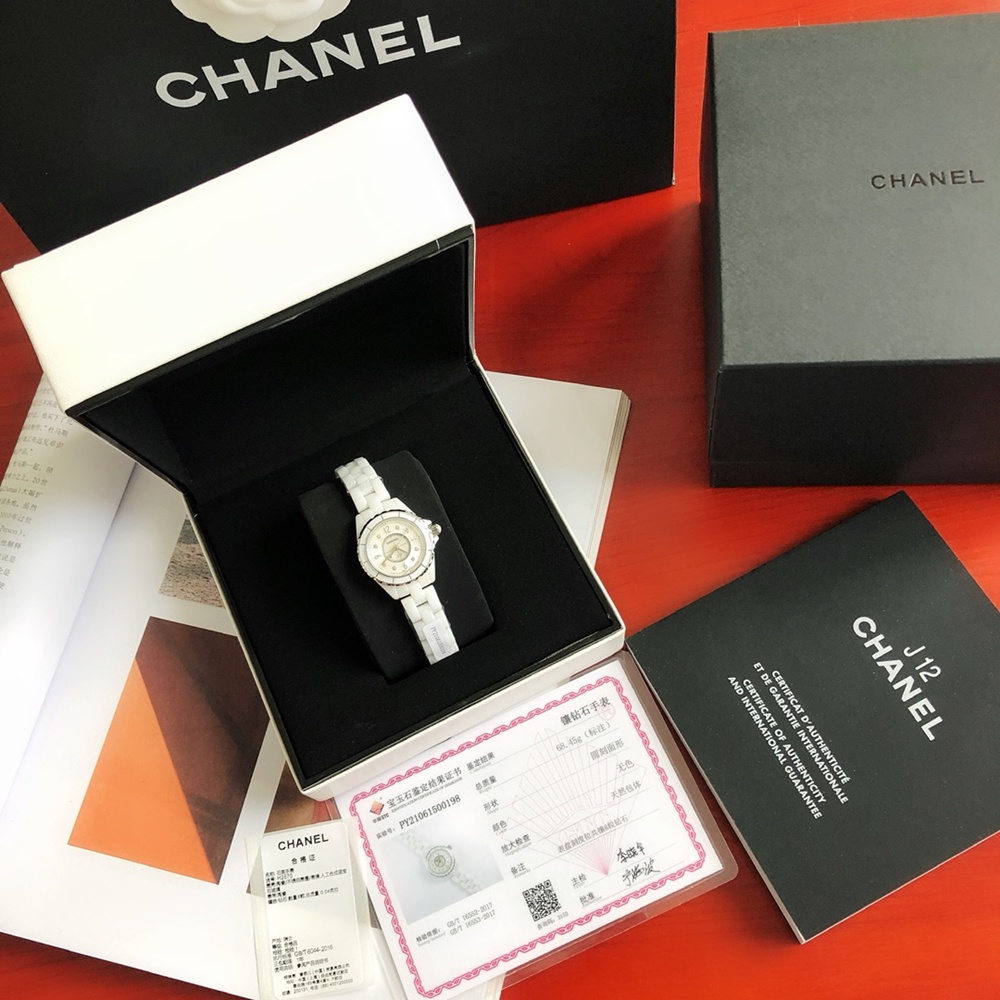 [샤넬] Chanel J12 Quartz Automatic Calibre - 샤넬 J12 세라믹 33/38/41mm