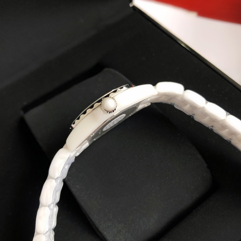 [샤넬] Chanel J12 Quartz Automatic Calibre - 샤넬 J12 세라믹 33/38/41mm
