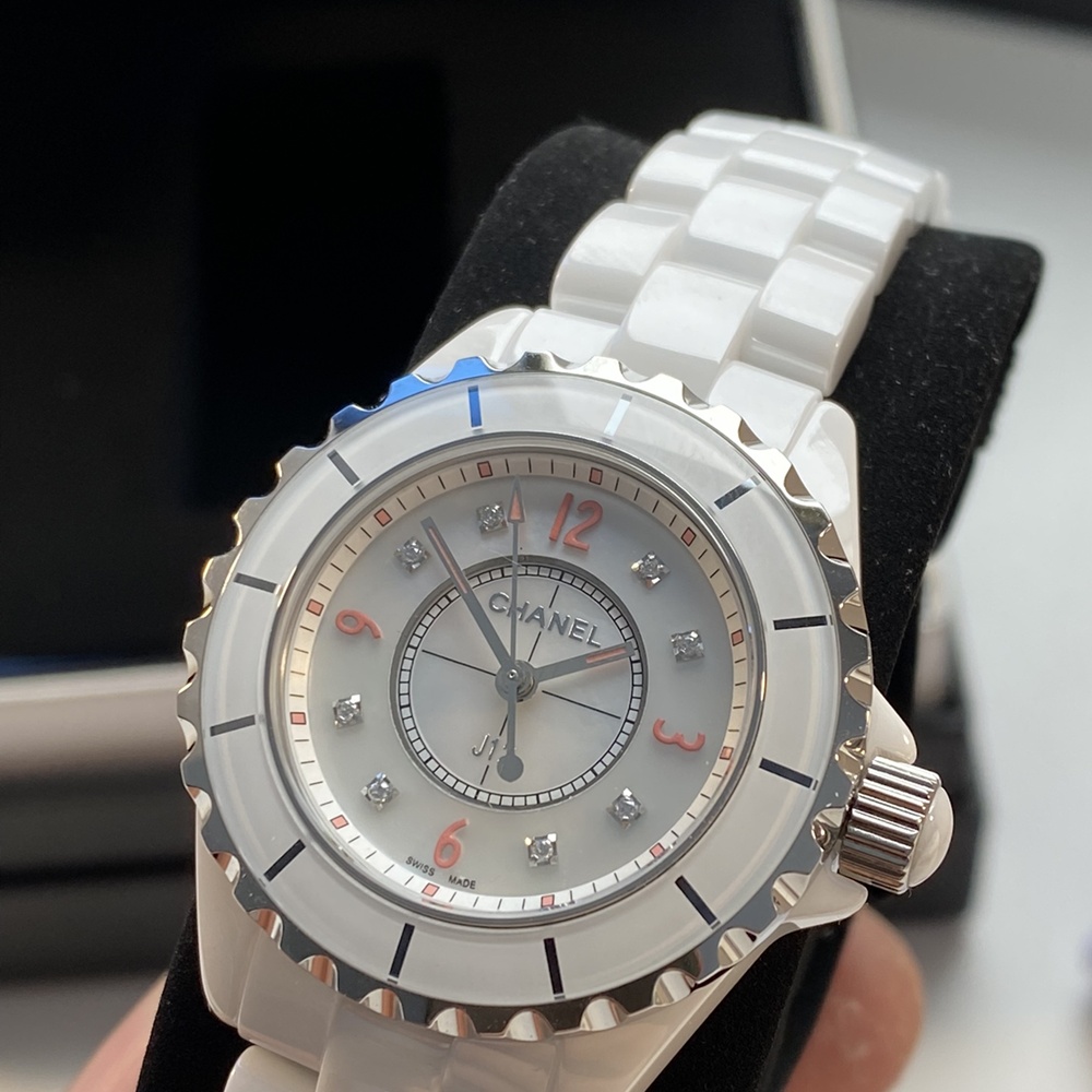 [샤넬] Chanel J12 Quartz Automatic Calibre - 샤넬 J12 세라믹 33/38/41mm