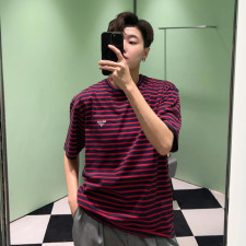 [프라다] PRADA 스트라이프 포켓 로고 티셔츠