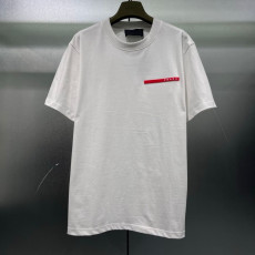 [프라다] PRADA 레드 로고트림 티셔츠