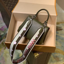 [루이비통] Cluny Louis Vuitton Cluny Shoulder Bag - 루이비통 클루니 숄더백 MM (Medium) PM (Petit Medium) BB (Bebe)