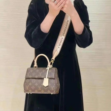 [루이비통] Cluny Louis Vuitton Cluny Shoulder Bag - 루이비통 클루니 숄더백 MM (Medium) PM (Petit Medium) BB (Bebe)