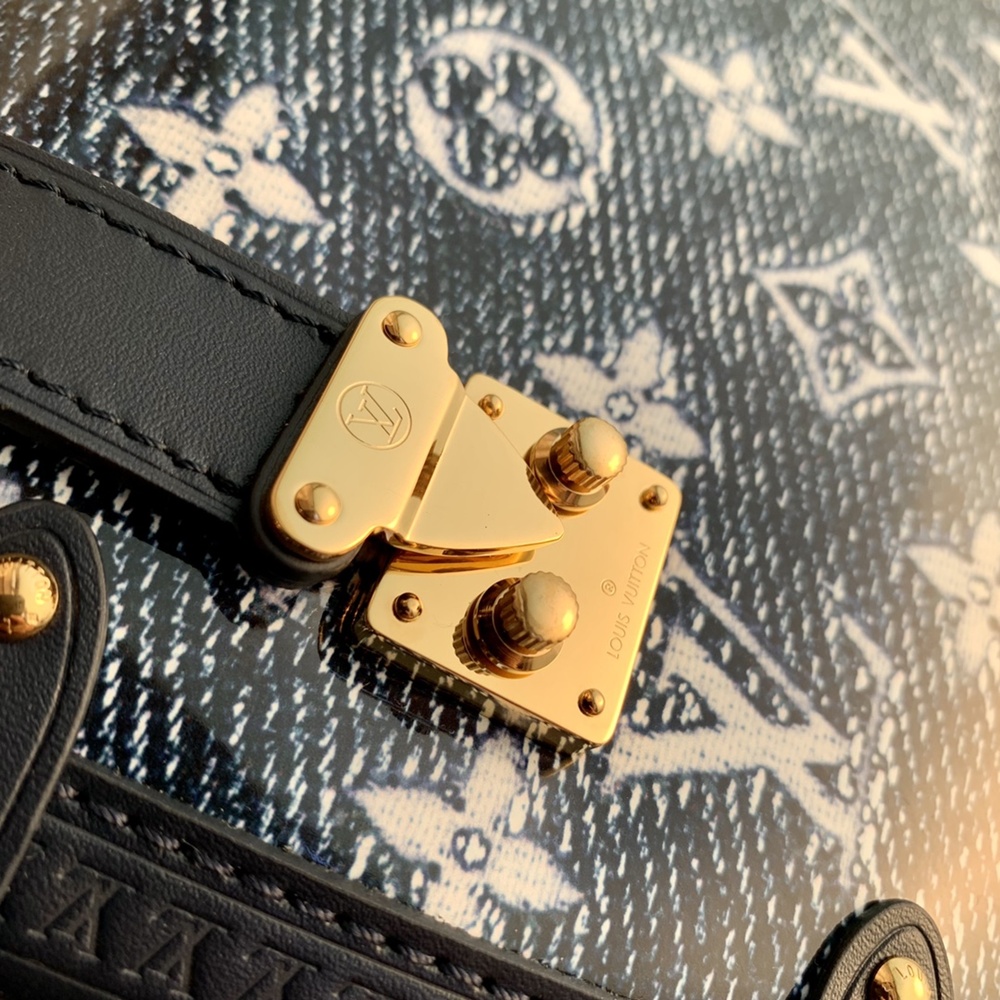 [루이비통] Louis Vuitton Handle Soft Trunk Monogram Shoulder Cross - 루이비통 M45935 핸들 소프트 트렁크 모노그램 숄더 크로스백 21.5 x 15 x 7cm  / 25cm