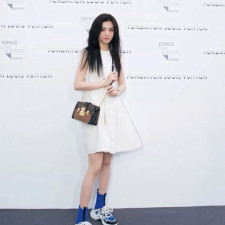 [루이비통] Louis Vuitton - 루이비통 PETITE 쁘띠뜨 크로스 바디 백 20 x 12.5 x 6cm