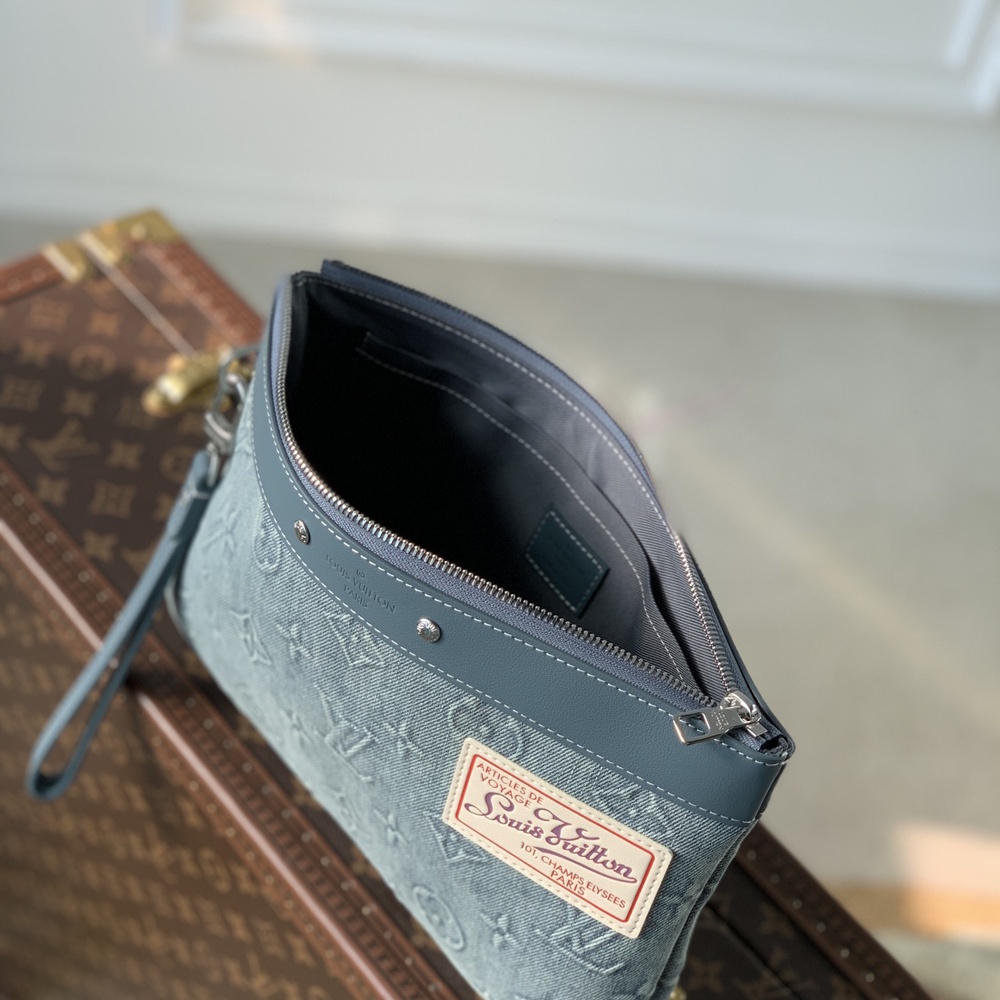 [루이비통] Louis Vuitton Pochette To Go - 포쉐트 투 고 30 x 21.5 x 1cm