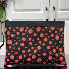 [루이비통] Louis Vuitton Pochette To Go - 포쉐트 투 고 30 x 21.5 x 1cm