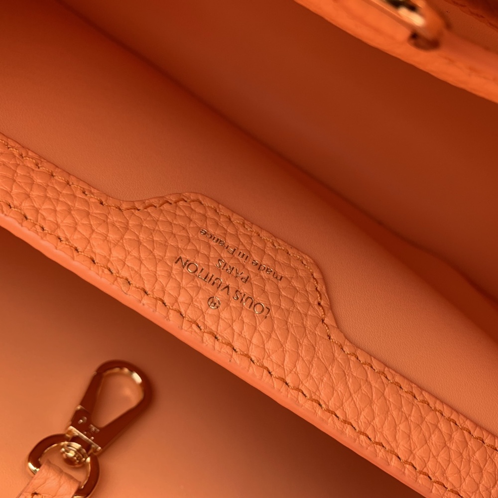 [루이비통] Louis Vuitton - 루이비통 capucines 카퓌신 탑핸들 MM (Medium) PM (Petit Medium) 카푸신 BB (Bebe)