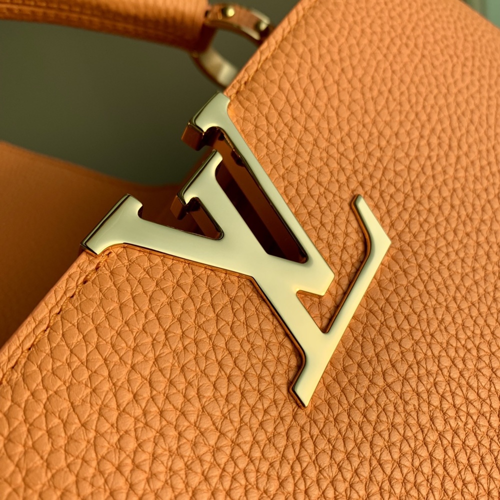 [루이비통] Louis Vuitton - 루이비통 capucines 카퓌신 탑핸들 MM (Medium) PM (Petit Medium) 카푸신 BB (Bebe)