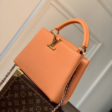 [루이비통] Louis Vuitton - 루이비통 capucines 카퓌신 탑핸들 MM (Medium) PM (Petit Medium) 카푸신 BB (Bebe)