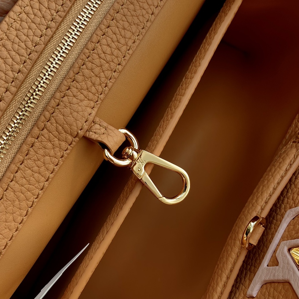 [루이비통] Louis Vuitton - 루이비통 capucines 카퓌신 탑핸들 MM (Medium) PM (Petit Medium) 카푸신 BB (Bebe)