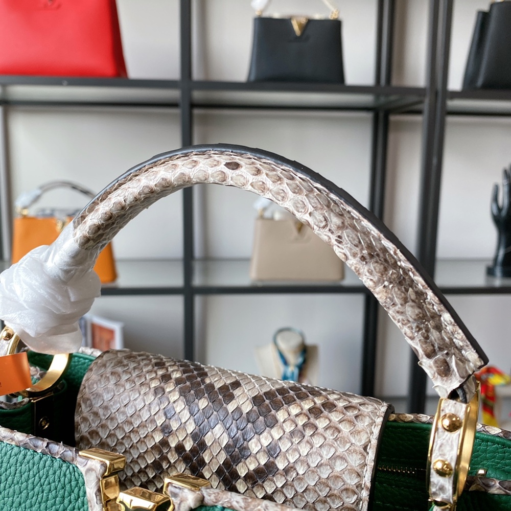 [루이비통] Louis Vuitton - 루이비통 capucines 카퓌신 탑핸들 MM (Medium) PM (Petit Medium) 카푸신 BB (Bebe)