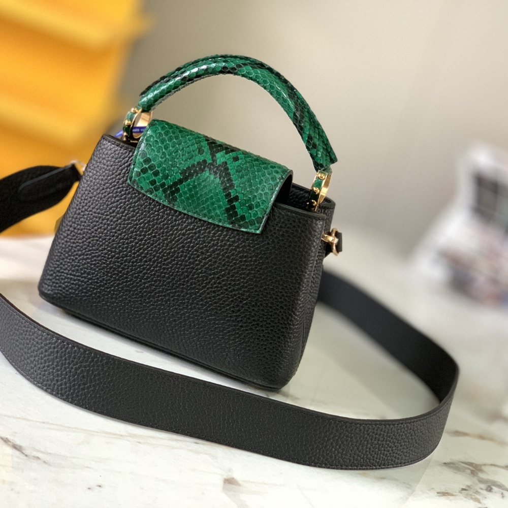 [루이비통] Louis Vuitton - 루이비통 capucines 카퓌신 탑핸들 MM (Medium) PM (Petit Medium) 카푸신 BB (Bebe)
