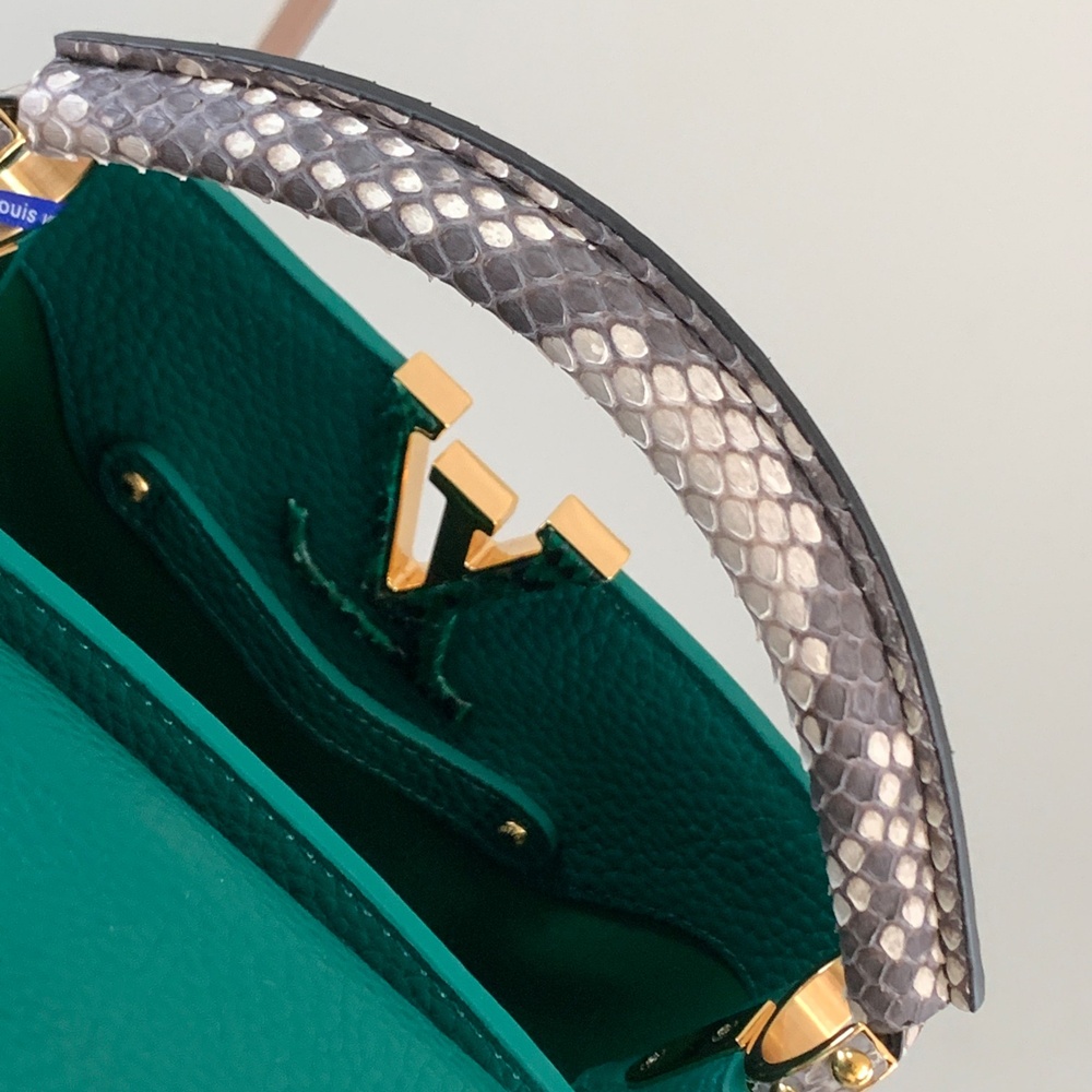 [루이비통] Louis Vuitton - 루이비통 capucines 카퓌신 탑핸들 MM (Medium) PM (Petit Medium) 카푸신 BB (Bebe)