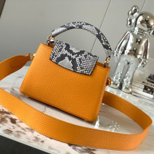 [루이비통] Louis Vuitton - 루이비통 capucines 카퓌신 탑핸들 MM (Medium) PM (Petit Medium) 카푸신 BB (Bebe)