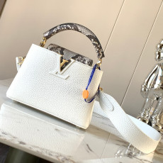 [루이비통] Louis Vuitton - 루이비통 capucines 카퓌신 탑핸들 MM (Medium) PM (Petit Medium) 카푸신 BB (Bebe)