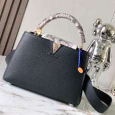[루이비통] Louis Vuitton - 루이비통 capucines 카퓌신 탑핸들 MM (Medium) PM (Petit Medium) 카푸신 BB (Bebe)