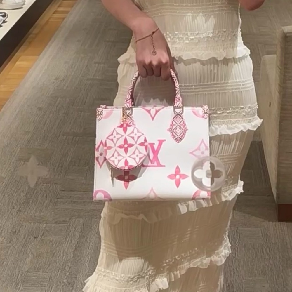 [루이비통] Louis Vuitton - 루이비통 ONTHEGO 온더고 GM 모노그램 토트백 GM 41cm MM 35cm PM 25cm