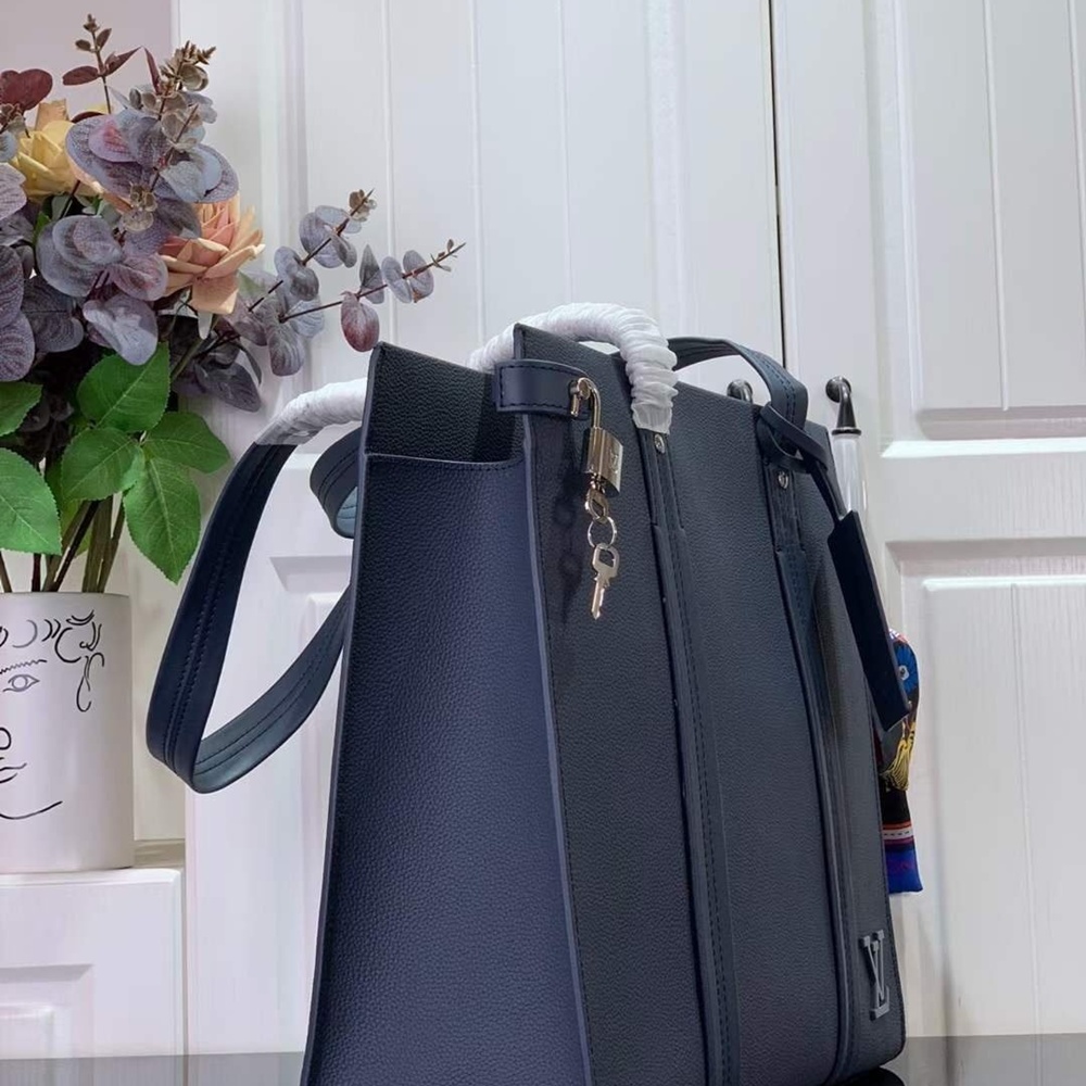 [루이비통] Louis Vuitton LV Aerogram Tote BAG - 루이비통 테이크오프 토트백 M57308 36.5 x 34 x 13cm 24