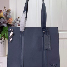 [루이비통] Louis Vuitton LV Aerogram Tote BAG - 루이비통 테이크오프 토트백 M57308 36.5 x 34 x 13cm 24