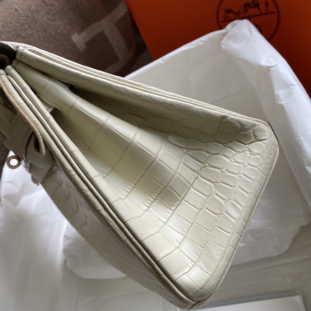 [에르메스] Hermes Birkin Bag Alligator - 에르메스 버킨 25 악어가죽 25 x 20 x 13cm (버킨 30 35 40 45) 가격상담