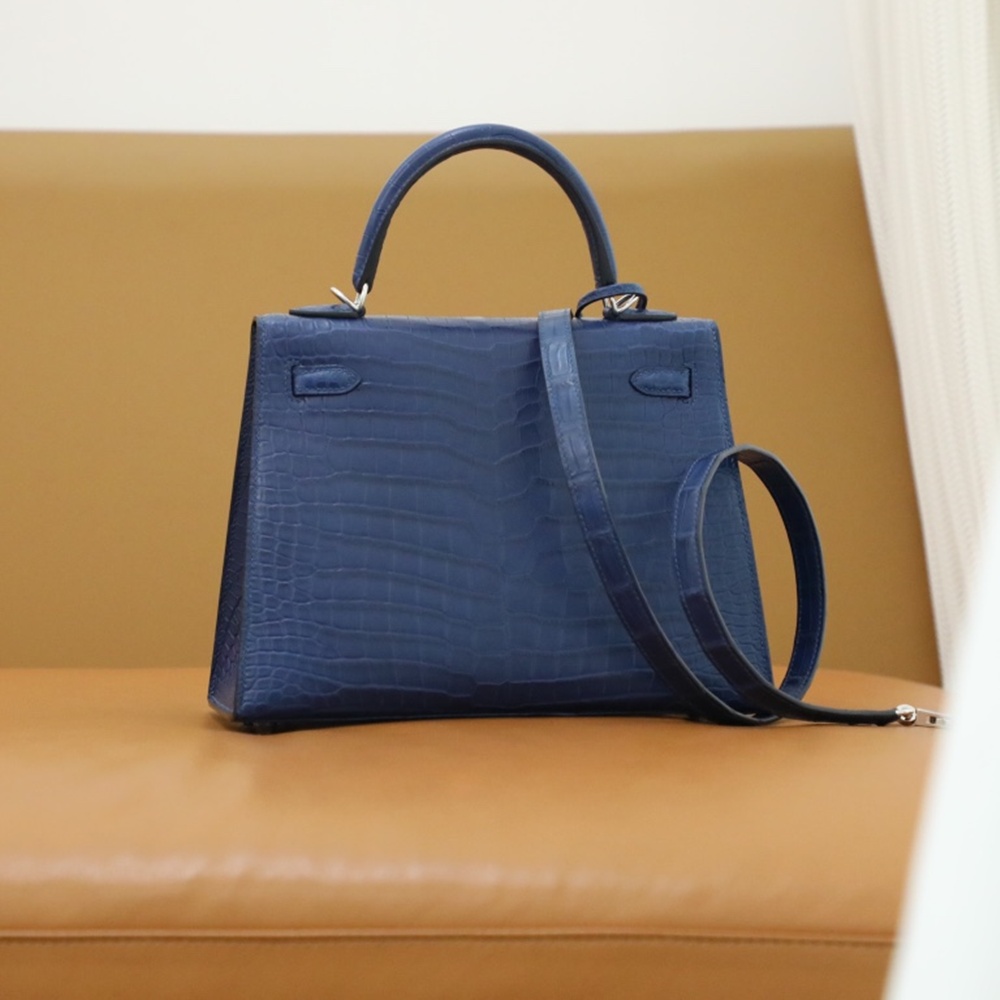 [에르메스] Hermes kelly Bag Alligator – 에르메스 켈리백 28 악어가죽 28 x 22 x 11cm (켈리 20 25 28 32 35) 가격상담