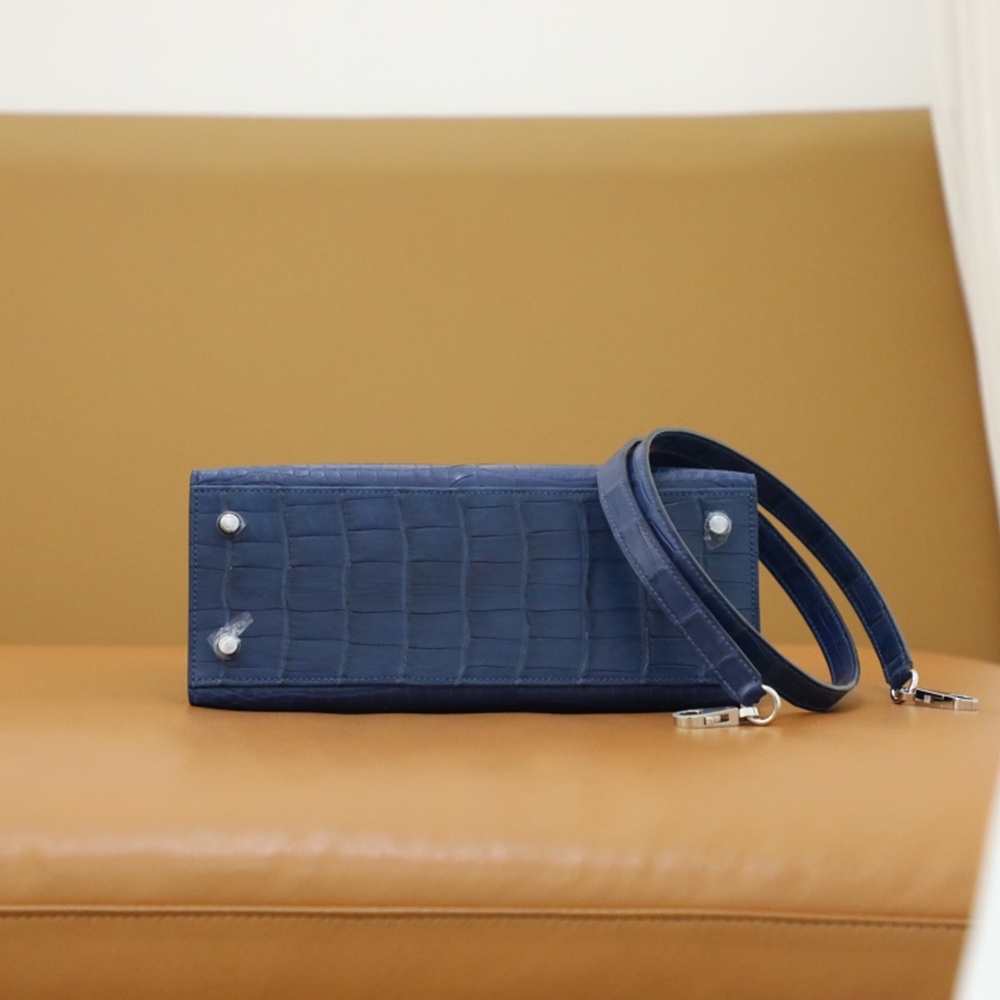 [에르메스] Hermes kelly Bag Alligator – 에르메스 켈리백 28 악어가죽 28 x 22 x 11cm (켈리 20 25 28 32 35) 가격상담