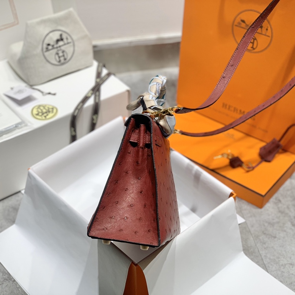 [에르메스] Hermes kelly Bag Ostrich– 에르메스 켈리백 28 오스트리치 28 x 22 x 11cm (켈리 20 25 28 32 35)