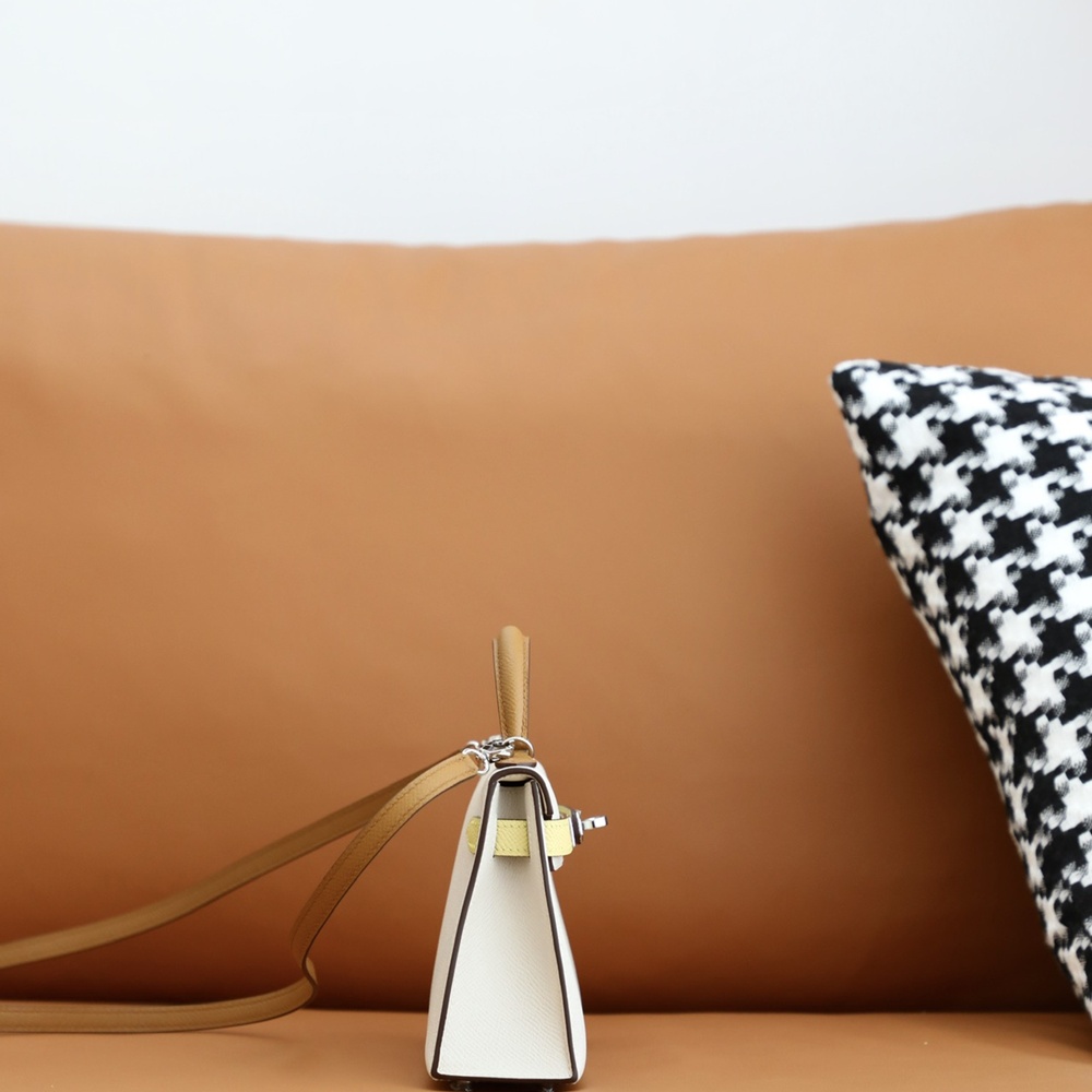 [에르메스] Hermes kelly Bag Togo – 에르메스 켈리백 28 토고 28 x 22 x 11cm (켈리 20 25 28 32 35)