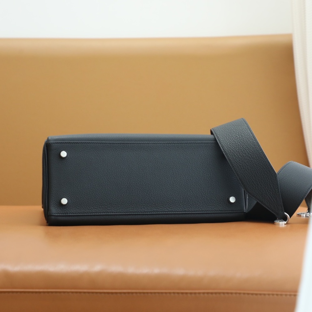 [에르메스] Hermes kelly Bag Togo – 에르메스 켈리백 28 토고 28 x 22 x 11cm (켈리 20 25 28 32 35)