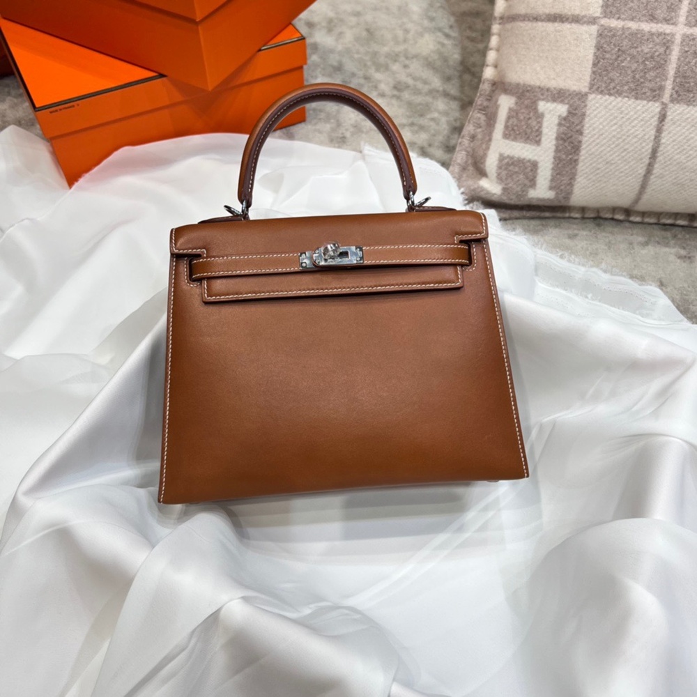 [에르메스] Hermes kelly Bag Togo – 에르메스 켈리백 28 토고 28 x 22 x 11cm (켈리 20 25 28 32 35)