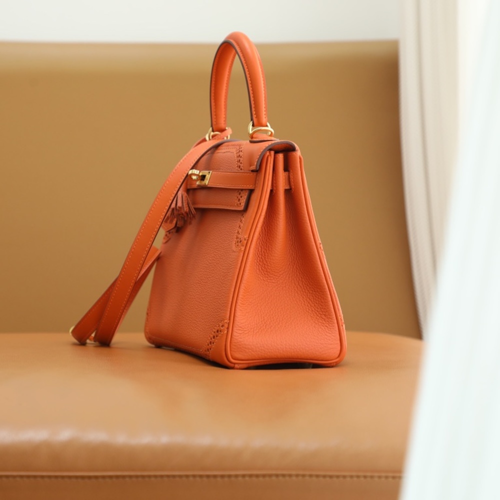 [에르메스] Hermes kelly Bag Togo – 에르메스 켈리백 28 토고 28 x 22 x 11cm (켈리 20 25 28 32 35)