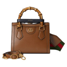 [GUCCI]  구찌 다이애나 미니 토트백 702732 Diana Mini Tote Bag 20 x 16 x 10 cm