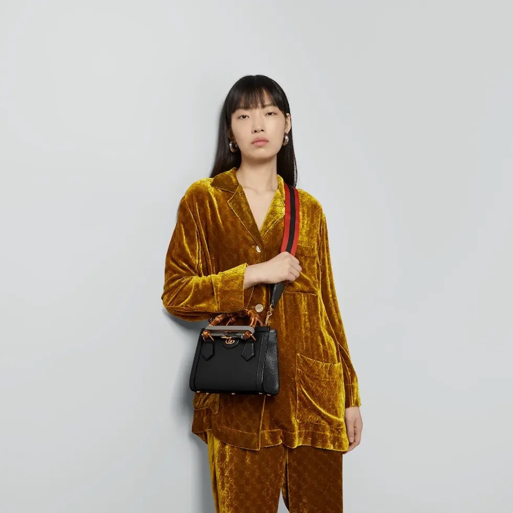 [GUCCI]  구찌 다이애나 미니 토트백 702732 Diana Mini Tote Bag 20 x 16 x 10 cm