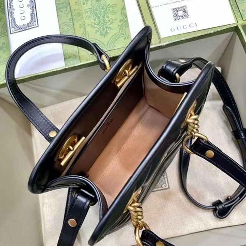 [GUCCI] 구찌 GG 마몽 마틀라세 미니 토트백 ‎가로 18cm 세로 15cm 폭 8cm